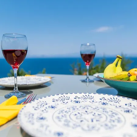 Noho Gr , Arkadian Village * Arkadiko Chorio