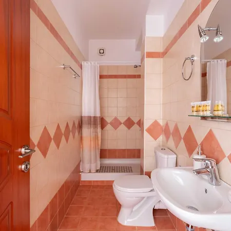 Noho Gr , Arkadian Village