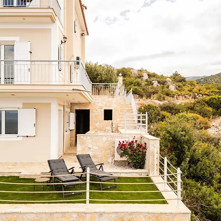 Noho Gr , Arkadian Village Дом отдыха *