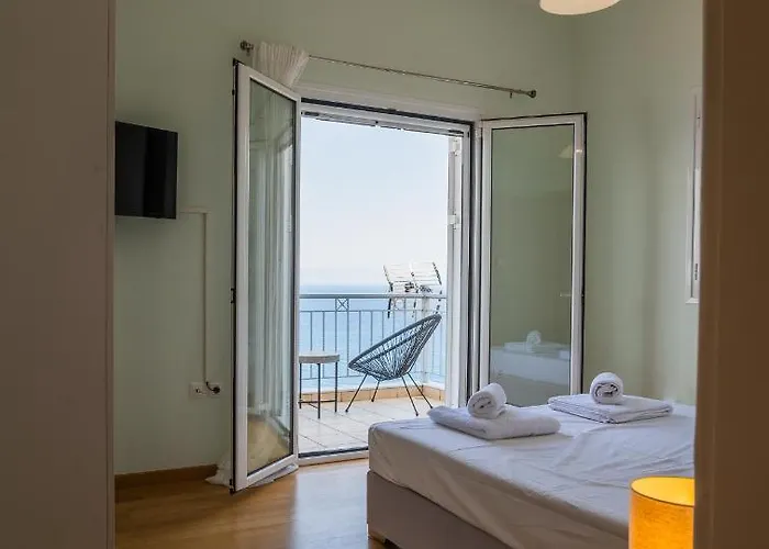 Noho Gr , Arkadian Village *