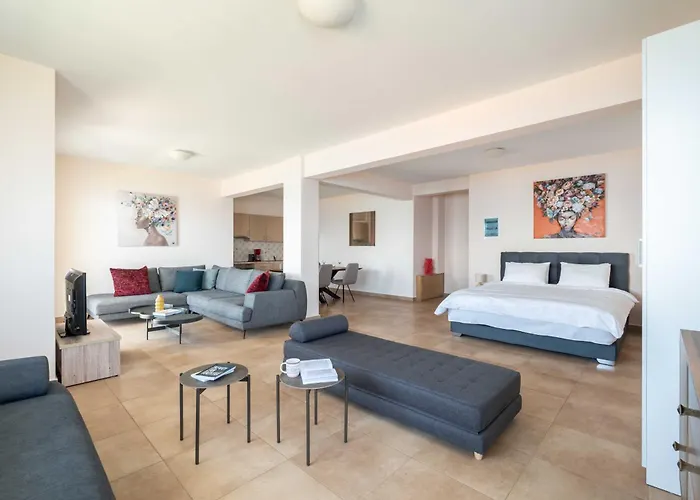 Noho Gr , Arkadian Village Дом отдыха