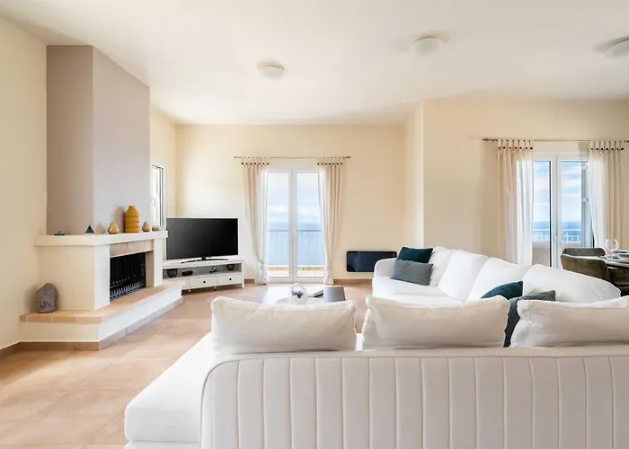 Noho Gr , Arkadian Village