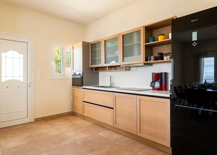 Noho Gr , Arkadian Village